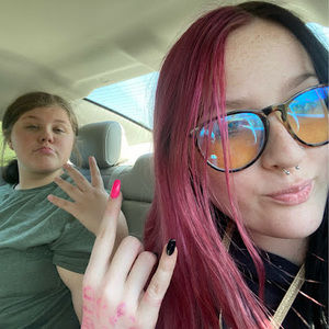 Meet your Posher, Ava